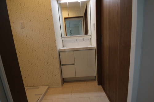 33973s-0604.JPG