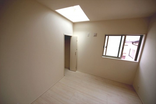 32870yy5.jpg